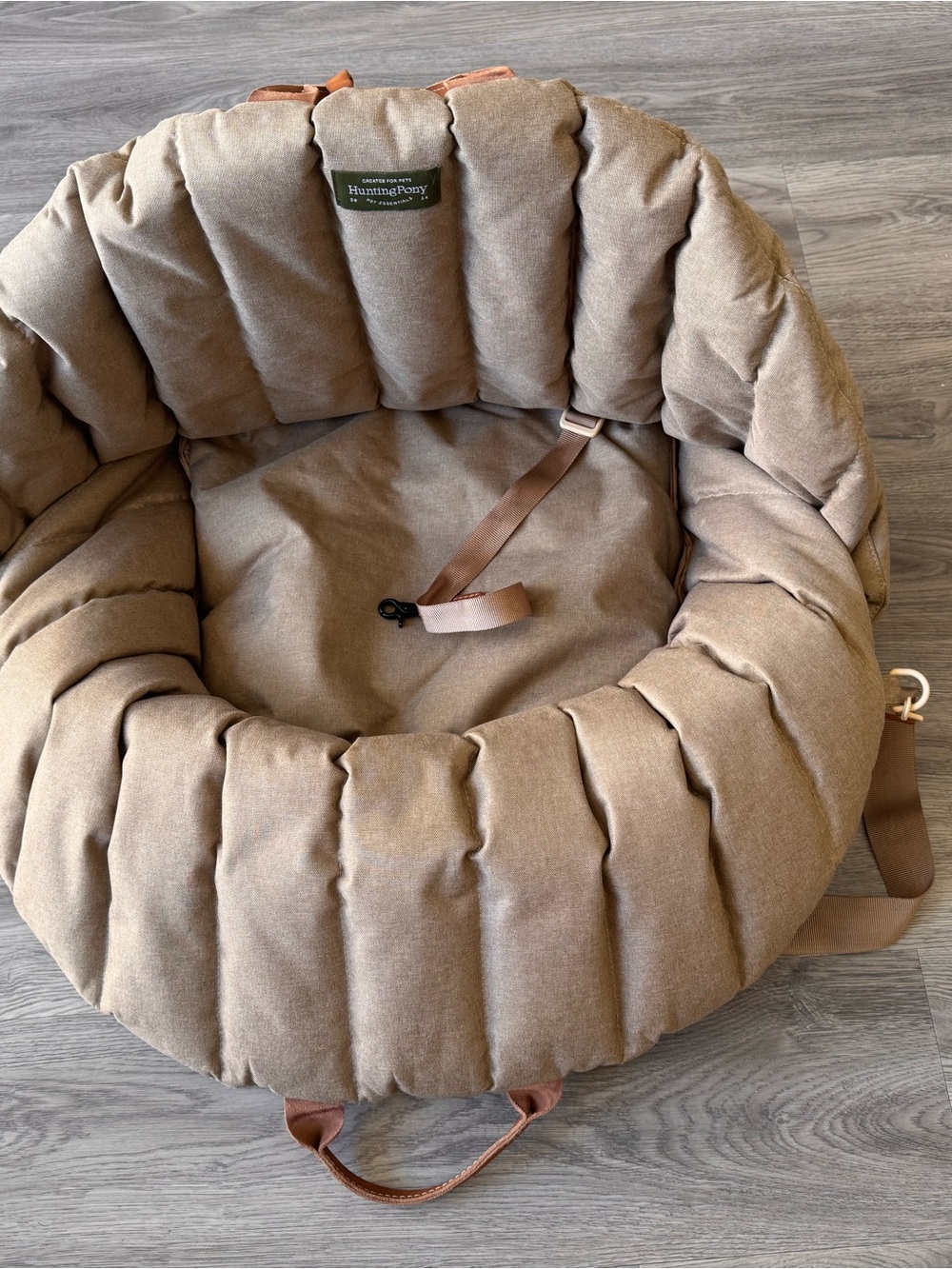Beige Quilted Dog Car Seat and Carrier - Safe Comfortable Travel by Hunting Pony - Picture 3 of 5